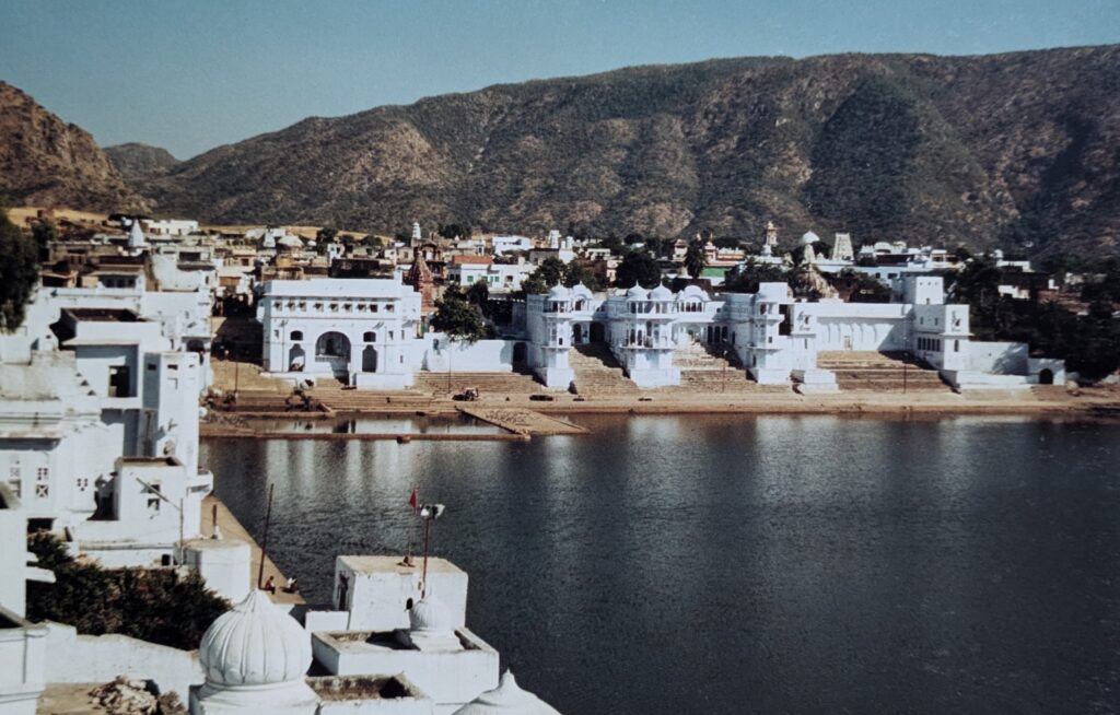 Alice in India - Pushkar